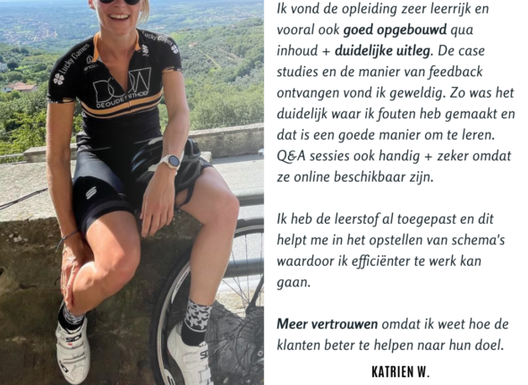 Testimonialafbeelding met vrouwelijke wielrenner en cursusbeoordeling